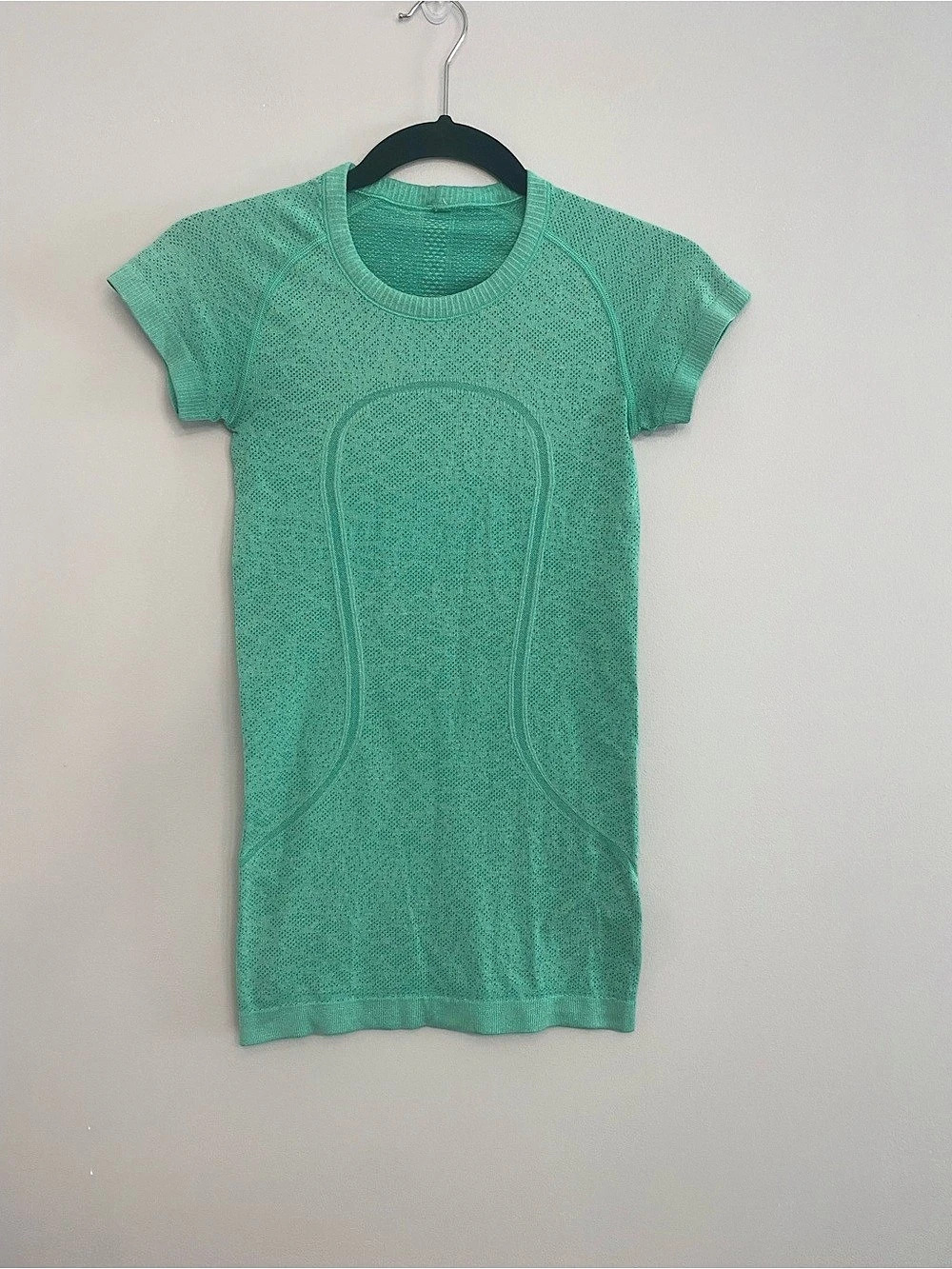lululemon Swiftly Tech Short-Sleeve Shirt 2.0 Green Size 2